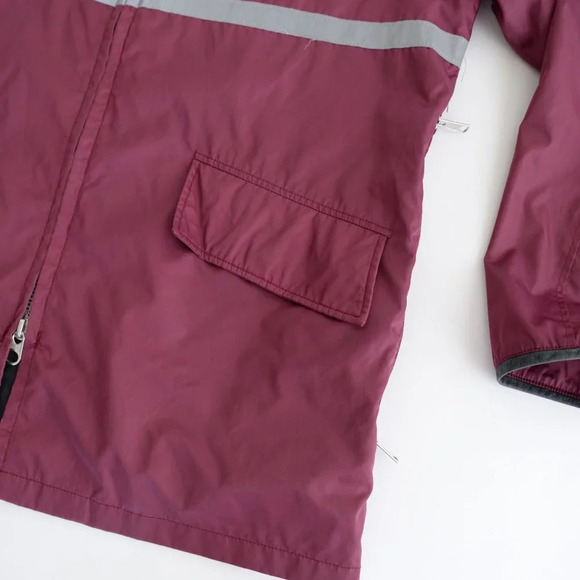 Vintage Avon Sportswear Maroon Zip Up  made in Canada Windbreaker Size 42 - Picture 7 of 14